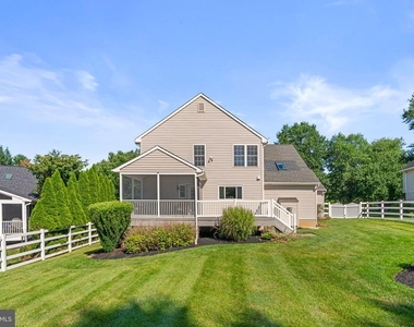 4706 Bates Drive - Photo Thumbnail 37