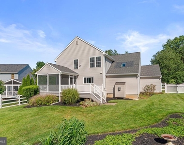 4706 Bates Drive - Photo Thumbnail 38