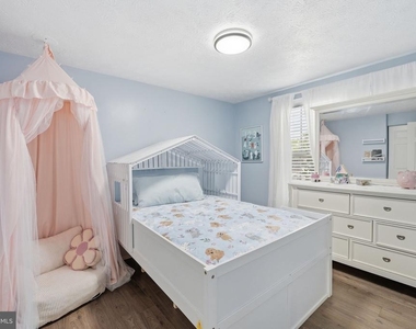 9280 Pirates Cove S - Photo Thumbnail 13