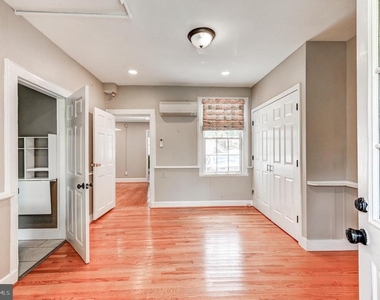 8345 Main Street - Photo Thumbnail 3
