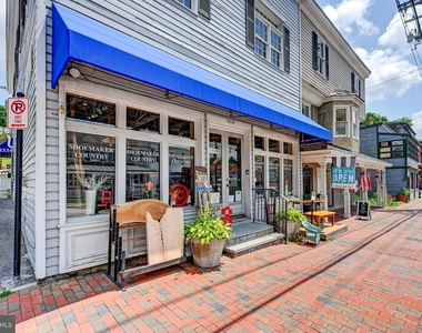 8345 Main Street - Photo Thumbnail 19