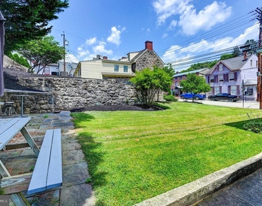 8345 Main Street - Photo Thumbnail 16