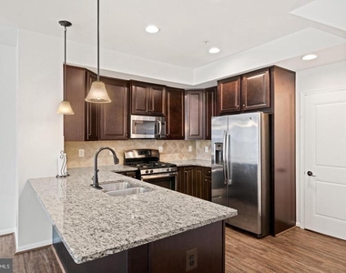 6408 Walcott Lane - Photo Thumbnail 2