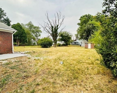 5906 Leewood Avenue - Photo Thumbnail 19