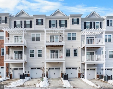 4520 Reaney Ln - Photo Thumbnail 23