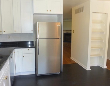 23 Valley Crossing Circle - Photo Thumbnail 3