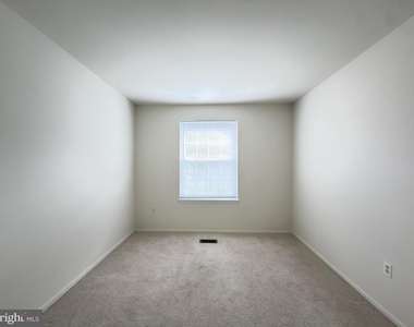 23 Valley Crossing Circle - Photo Thumbnail 11