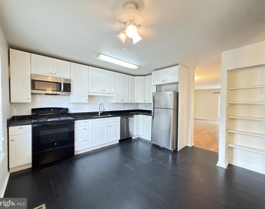 23 Valley Crossing Circle - Photo Thumbnail 4