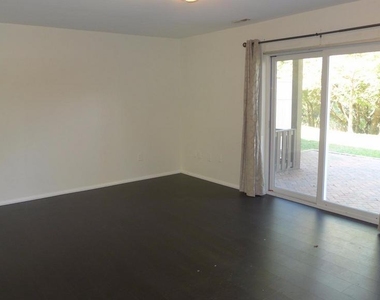 23 Valley Crossing Circle - Photo Thumbnail 18