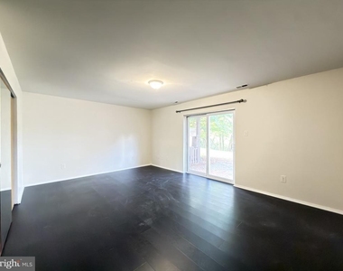 23 Valley Crossing Circle - Photo Thumbnail 15