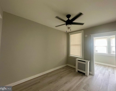 125 N Monastery Avenue - Photo Thumbnail 4