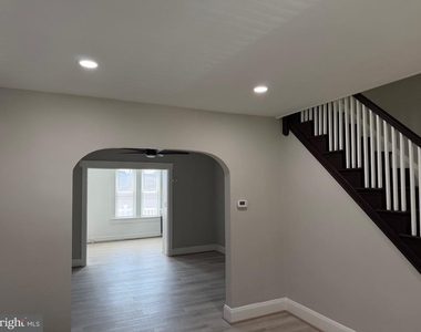 125 N Monastery Avenue - Photo Thumbnail 23