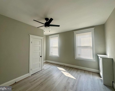 125 N Monastery Avenue - Photo Thumbnail 3