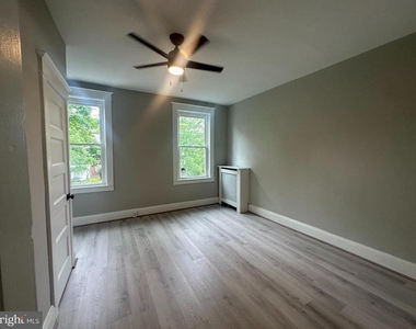125 N Monastery Avenue - Photo Thumbnail 12