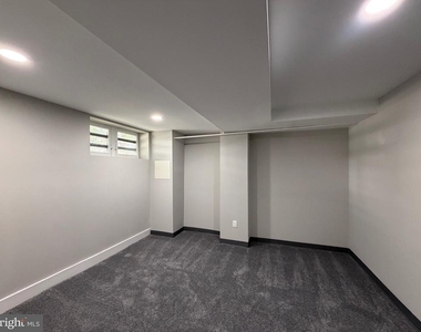 125 N Monastery Avenue - Photo Thumbnail 28