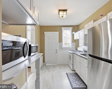 3406 Erdman Avenue - Photo Thumbnail 9