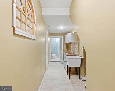 3406 Erdman Avenue - Photo Thumbnail 12