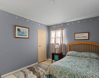 101 Crest Avenue - Photo Thumbnail 6