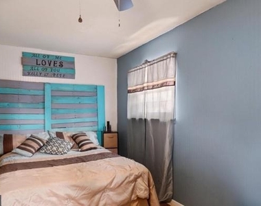 101 Crest Avenue - Photo Thumbnail 8