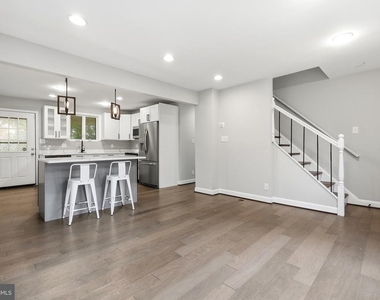 10 Birch Avenue - Photo Thumbnail 8