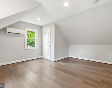 10 Birch Avenue - Photo Thumbnail 15