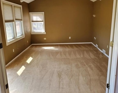 4 Sorrel Drive - Photo Thumbnail 13