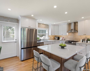 706 Sonora Avenue - Photo Thumbnail 7