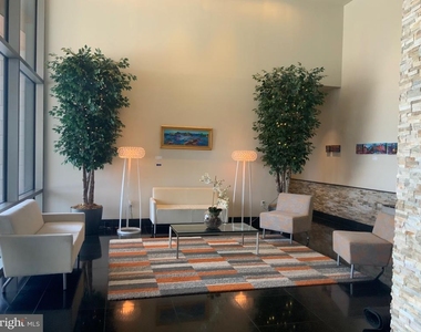 105 Christina Landing Drive - Photo Thumbnail 10