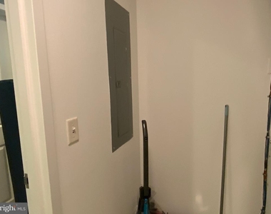 105 Christina Landing Drive - Photo Thumbnail 44