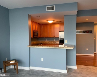105 Christina Landing Drive - Photo Thumbnail 25