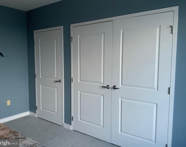 105 Christina Landing Drive - Photo Thumbnail 36