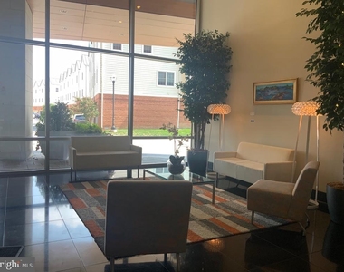 105 Christina Landing Drive - Photo Thumbnail 9