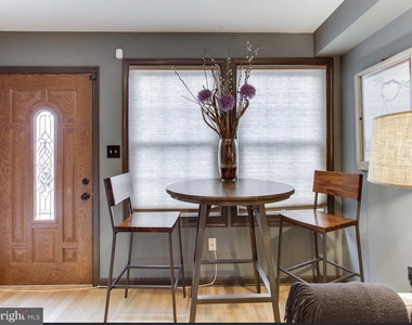 1634 Kramer Street Ne - Photo Thumbnail 3