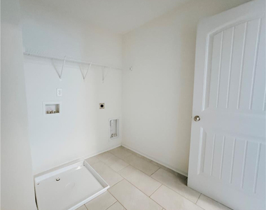 2732 Mosquera Drive - Photo Thumbnail 15