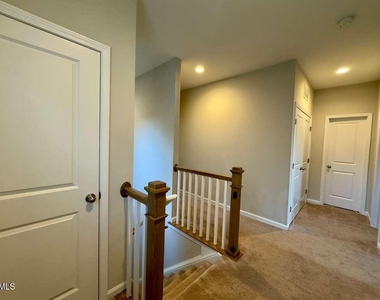 2223 Chattering Lory Lane - Photo Thumbnail 32