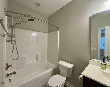 2223 Chattering Lory Lane - Photo Thumbnail 41