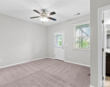 2223 Chattering Lory Lane - Photo Thumbnail 9
