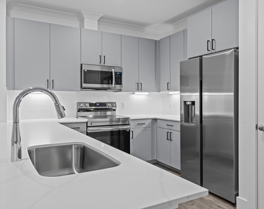 1664 Hillside Terrace - Photo Thumbnail 17