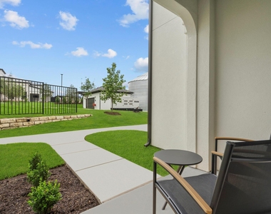 1664 Hillside Terrace - Photo Thumbnail 21