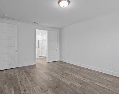 1664 Hillside Terrace - Photo Thumbnail 28