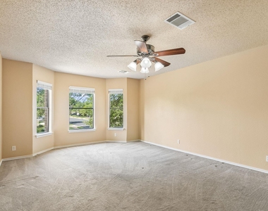 1300 Chalk Ln - Photo Thumbnail 22