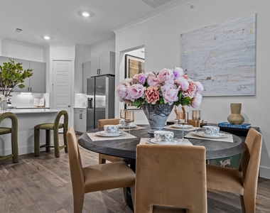 1664 Hillside Terrace - Photo Thumbnail 32