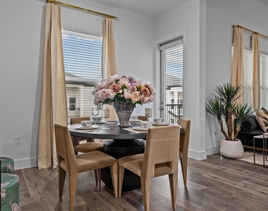 1664 Hillside Terrace - Photo Thumbnail 31