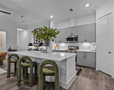1664 Hillside Terrace - Photo Thumbnail 21