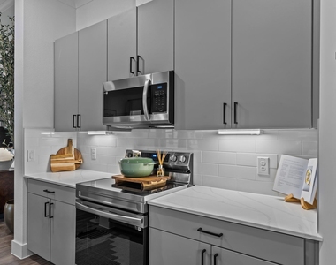 1664 Hillside Terrace - Photo Thumbnail 22