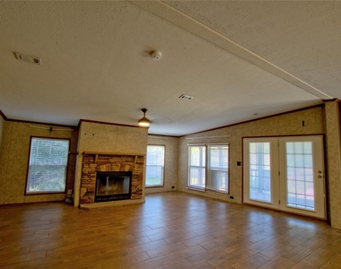 631 County Road 270 - Photo Thumbnail 9