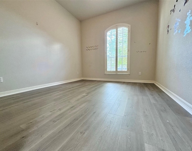 13809 Field Spar Dr - Photo Thumbnail 8
