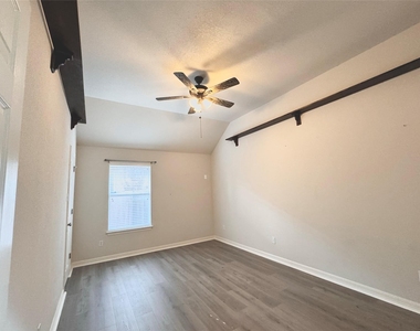 13809 Field Spar Dr - Photo Thumbnail 7