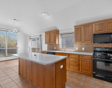 13809 Field Spar Dr - Photo Thumbnail 7