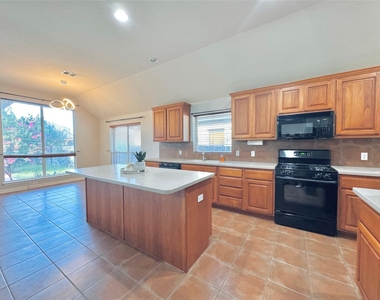13809 Field Spar Dr - Photo Thumbnail 4